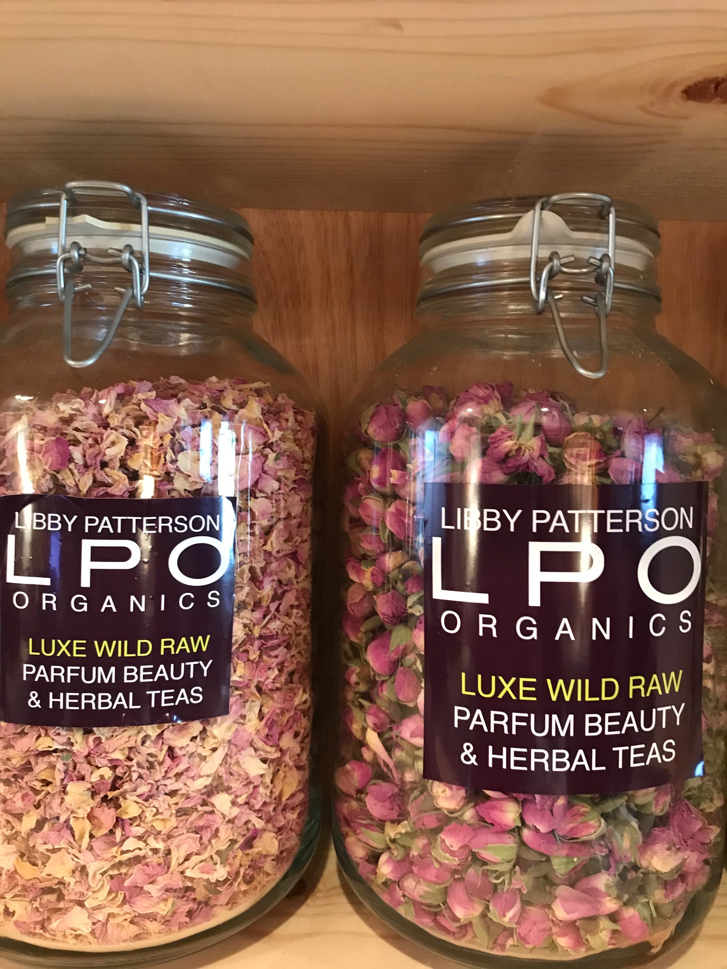 The Davenport Perfume Studio Holiday Event